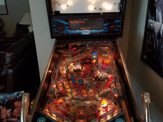 purple corn cob holders with silicone tassles kind of like bikers gloves but different plug and play